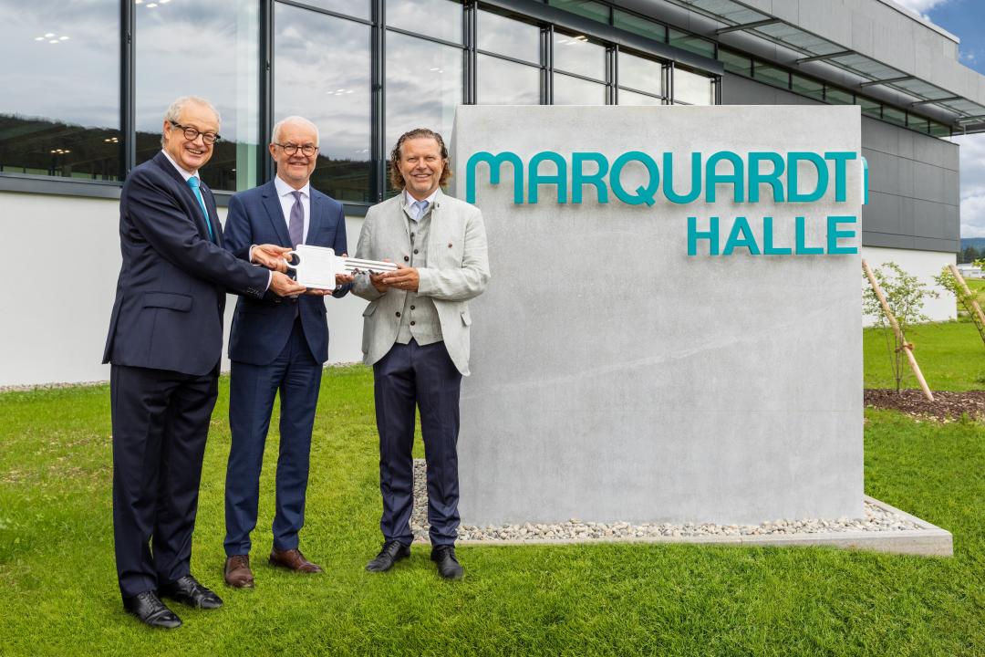 Schlüsselübergabe Sporthalle Rietheim-Weilheim